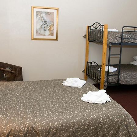 The Alpine Hotel Cooma Extérieur photo